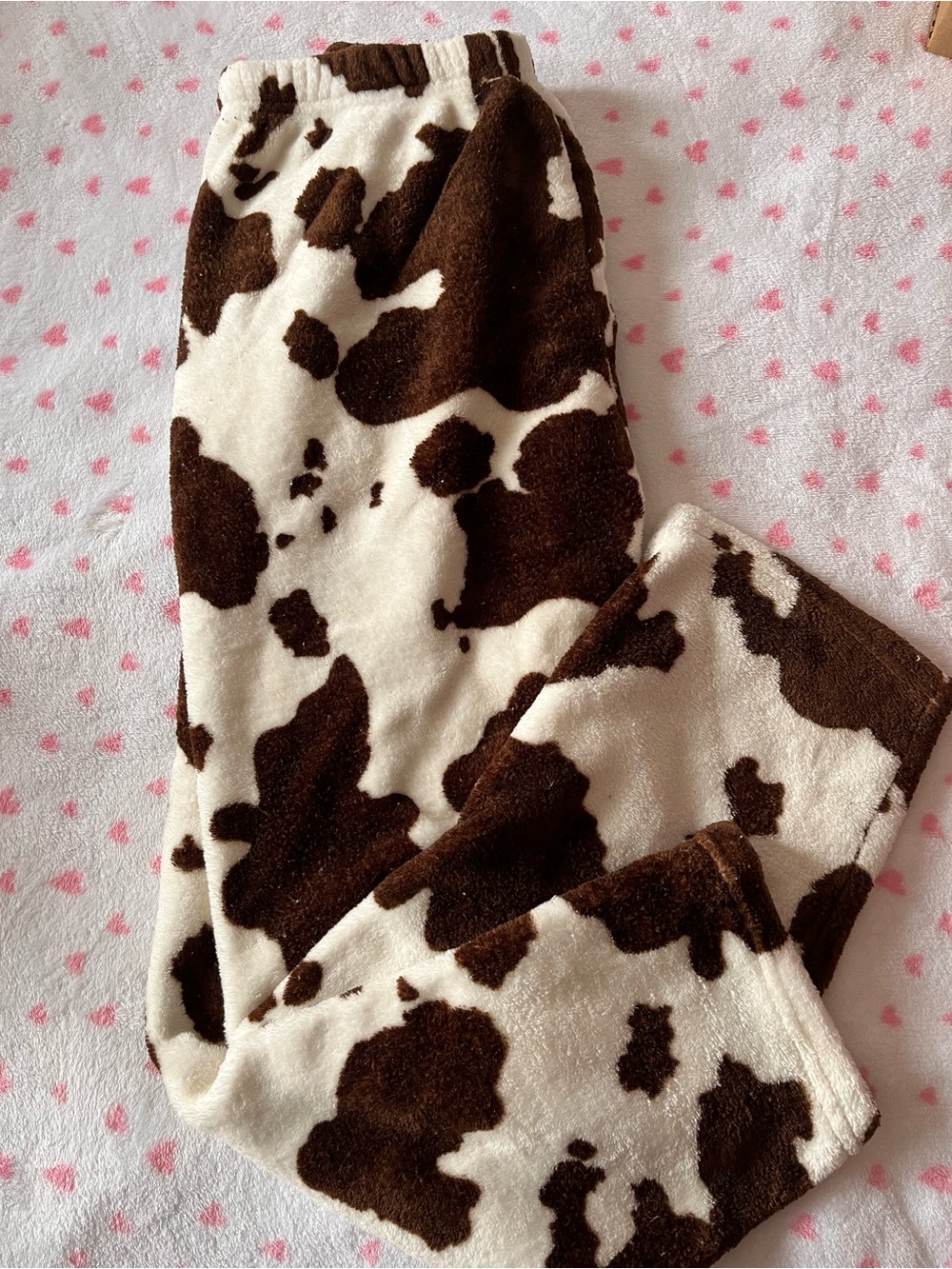 Cozy Wide-Leg Fleece Pants in Cream & Brown Cow Print